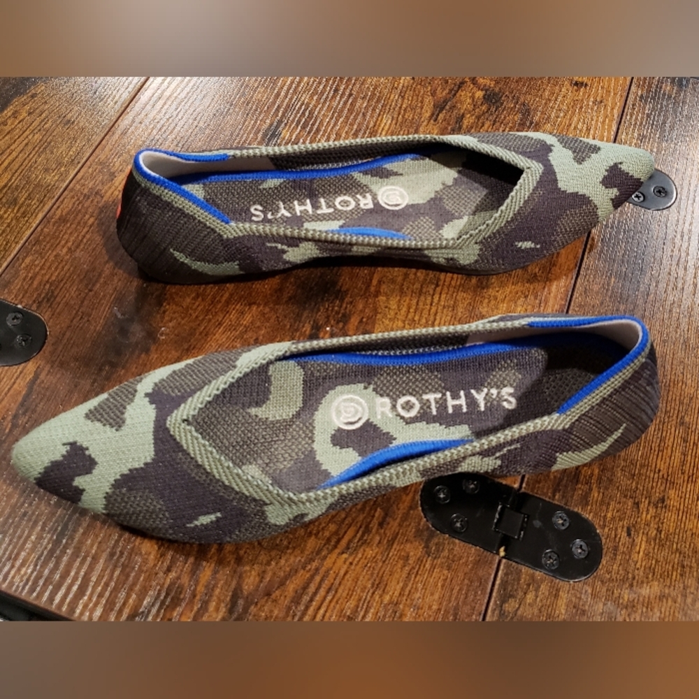 Rothy's Camo Pointed Flats with Blue Trim and Orange Heel Accent - Picture 2 of 6